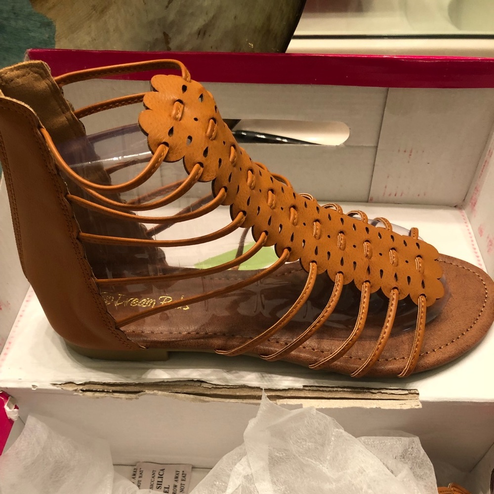 Dream Paris Roman Sandals